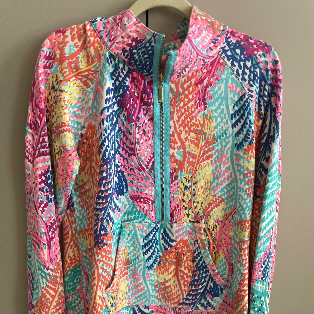 Lilly Pulitzer Women's Electric Feel Skipper popover Size M With Pockets